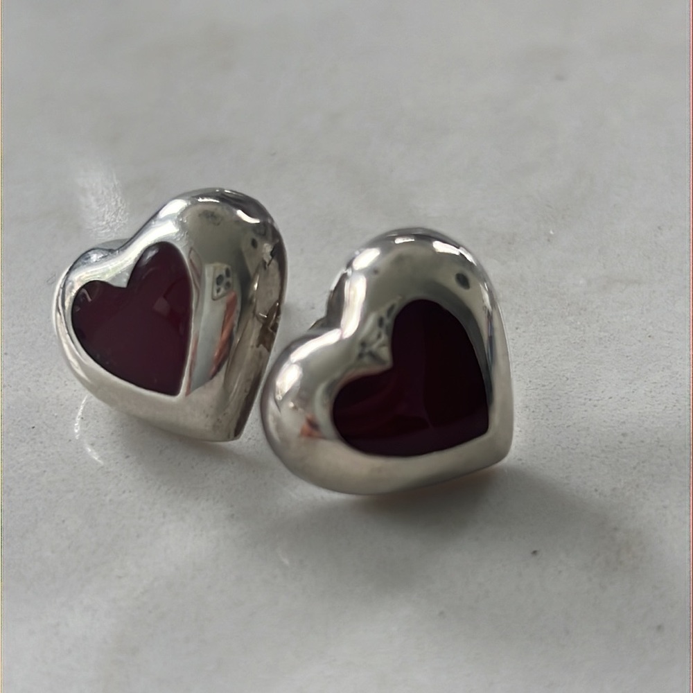 Beautiful silver heart earrings